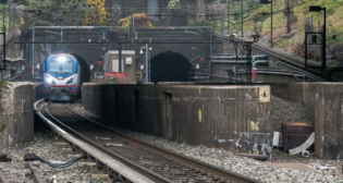 The Gateway Program will eventually double rail capacity between Newark, N.J., and New York. (GDC)