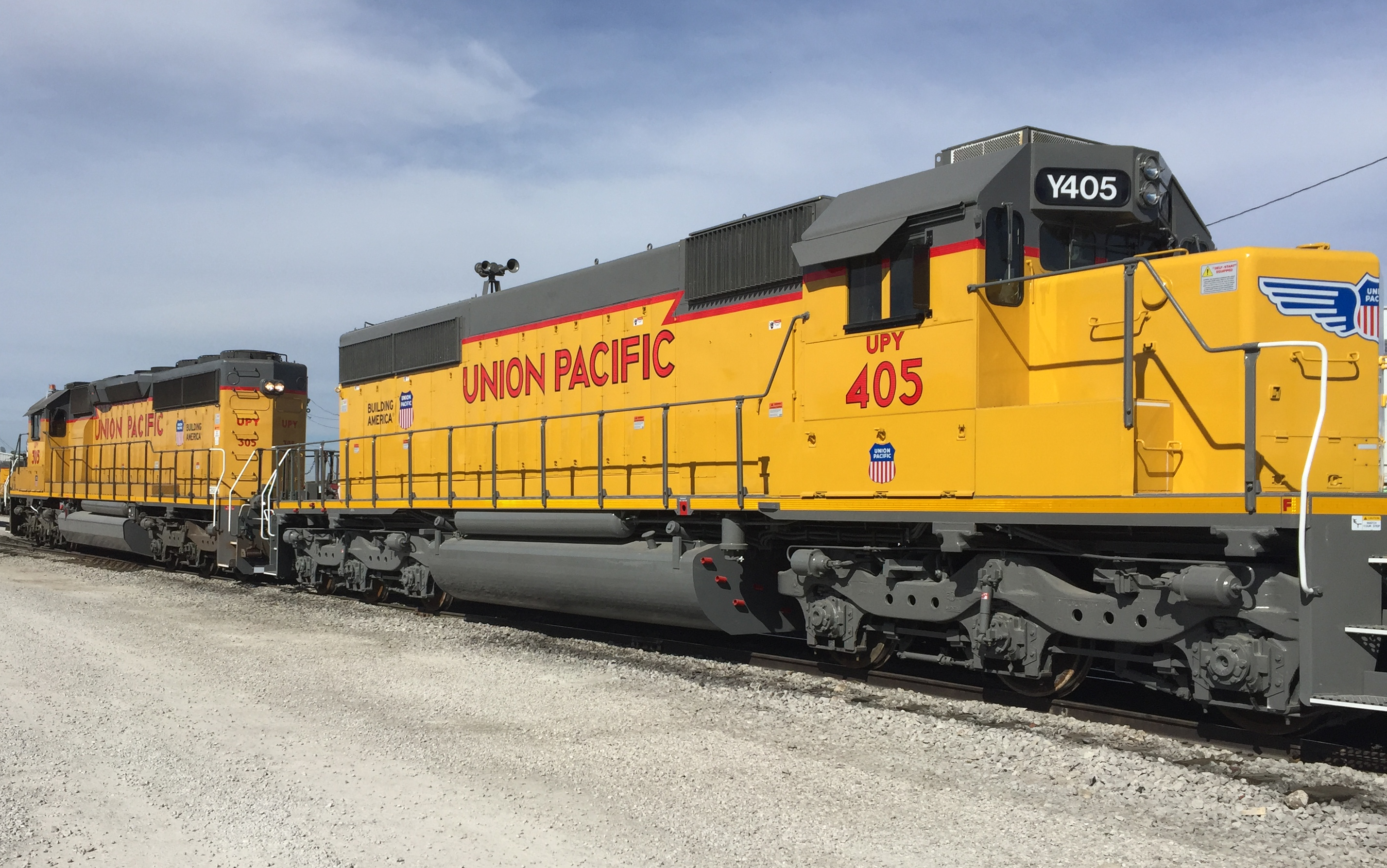 The hybrid-electric locomotives, which will be equipped with ZTR-supplied batteries, power electronics and controls, will be built at UP's Little Rock, Ark., facility. (UP photo)