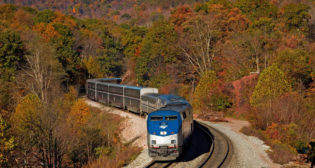The FRA recently concluded a series of six working group meetings “to inform and collaborate” with stakeholders across the country on the department’s Amtrak Daily Long-Distance Service Study.