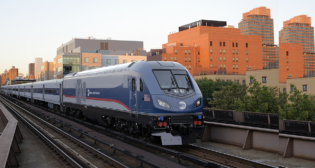 At Metro-North, six new SC-42DM dual-mode (diesel-electric/third-rail) Charger locomotives will replace GE P32AC-DMs, which have either reached or exceeded their projected 25-year lifespan. (Siemens Mobility Photograph)