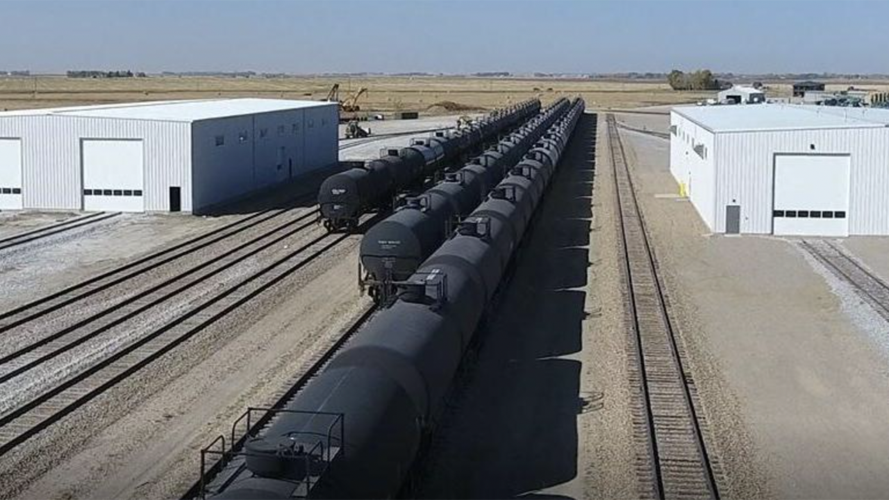 Cando’s new multi-purpose terminal in Lethbridge, Alberta, has 1,700 railcar spots and will offer daily services for railcar staging and storage, including unit-train storage, as well as other services such as windmill transloading and railcar repair. (Cando Photograph)