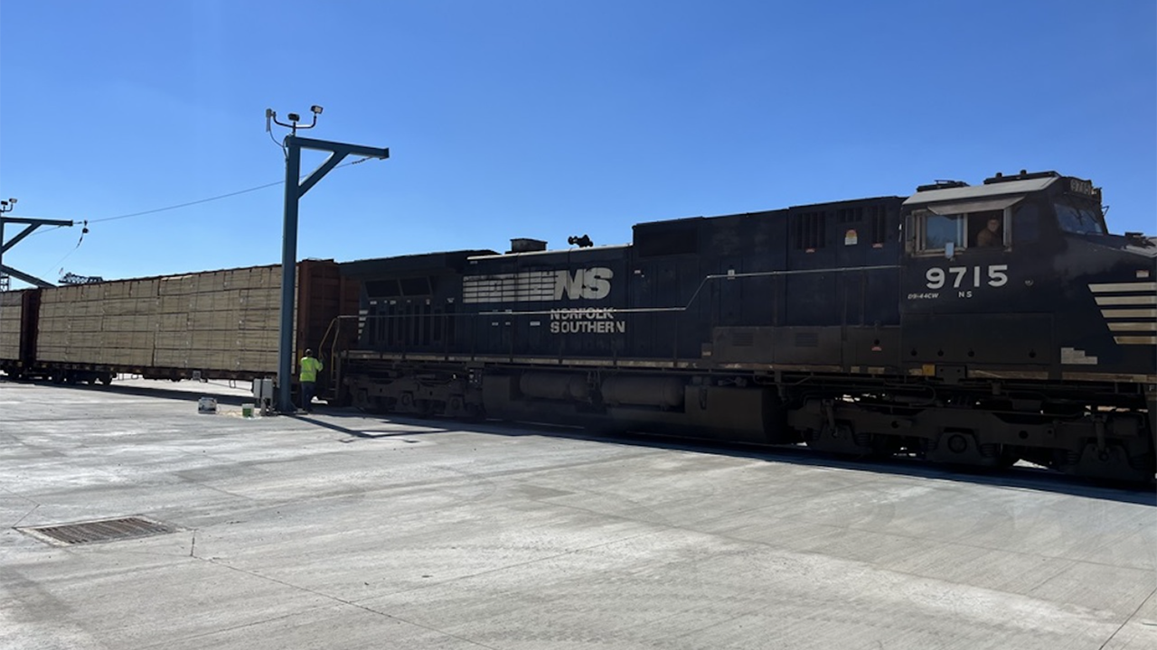 Norfolk Southern in 2023 moved its first carloads at partner Idaho Forest Group’s new sawmill in Lamar County, Miss. (NS Photograph)