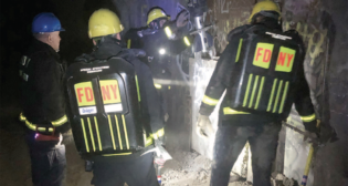 First responders training in an East New York subway tunnel. (Caption and Photograph Courtesy of ARH)