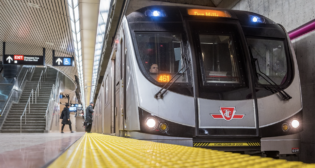 The city of Toronto will receive funding from the government of Ontario for 70 Toronto Transit Commission (TTC) subway trains. Fifty-five will be purchased for Line 2 and 15 for the Scarborough Subway Extension and Yonge North Subway Extension projects. (TTC Photograph)